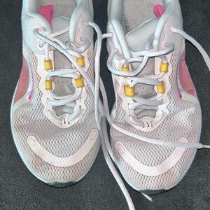Nike White and Yellow Athletic Shoes